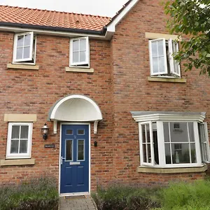 2 Perran Court Filey